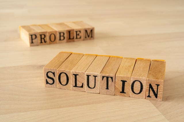 プリント基板が拓く未来型電子機器の高密度化と環境対応技術の最前線